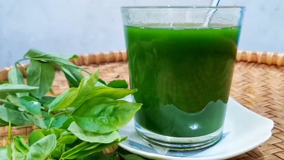 Nước rau ngót sau sinh: Uống thế nào để tốt, tránh tai biến? | AI Hay ...